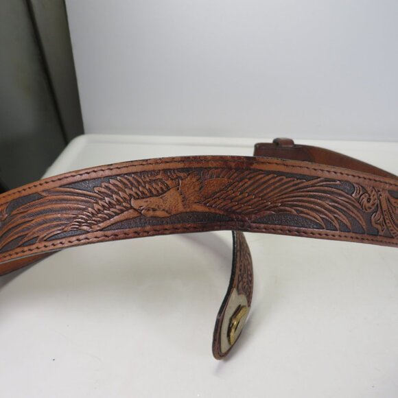 VTG Brown Eagle Leather Belt metal tips tooled size 36 & 1 1/2" wide - Picture 3 of 15